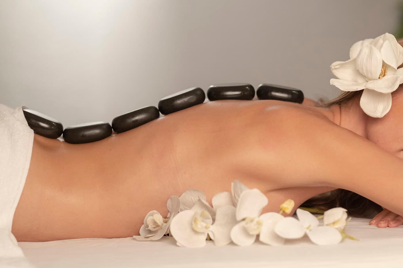 Hot stone therapy detail